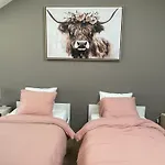 Du Pelerin A Hanzinne - Piscine Partagee Florennes