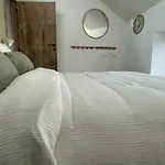 Du Pelerin A Hanzinne - Piscine Partagee * Florennes